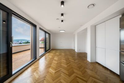 8ceb3f162ff4ce37912aad2964deffe7