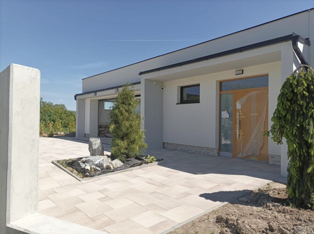 20240513_152712000_ios-3